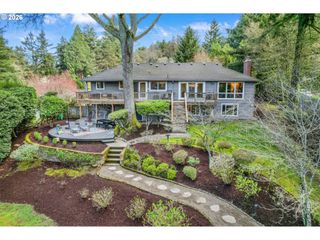 2400 Sw RICHARDSON St, Portland, OR 97239