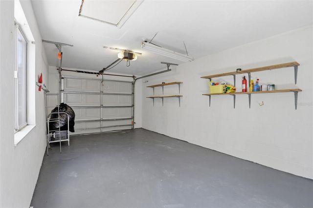 829 NW 124TH DRIVE, Newberry, FL 32669