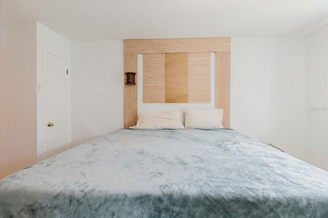 428 MOORINGS COVE DRIVE 7F, Tarpon Springs, FL 34689