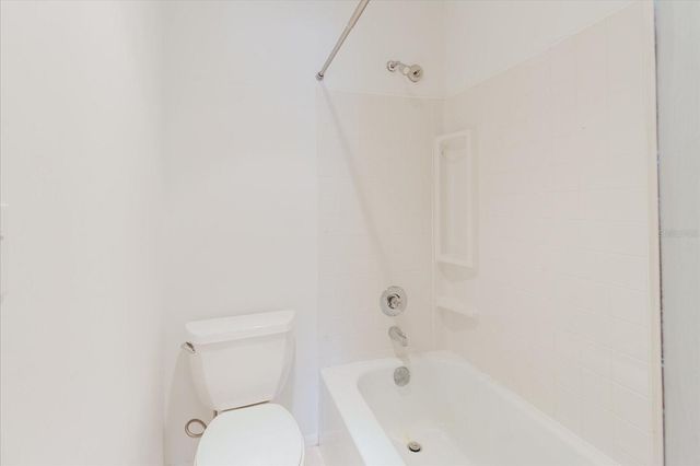 428 MOORINGS COVE DRIVE 7F, Tarpon Springs, FL 34689