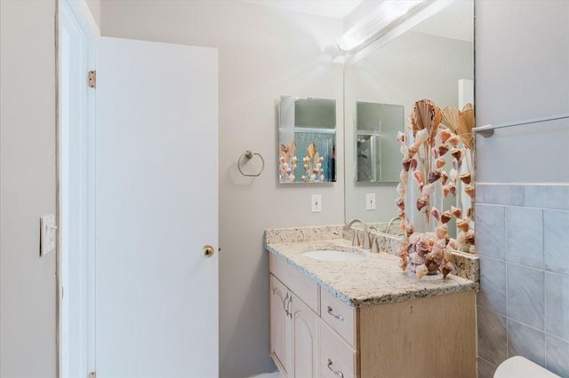 428 MOORINGS COVE DRIVE 7F, Tarpon Springs, FL 34689