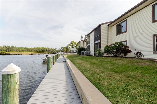 428 MOORINGS COVE DRIVE 7F, Tarpon Springs, FL 34689