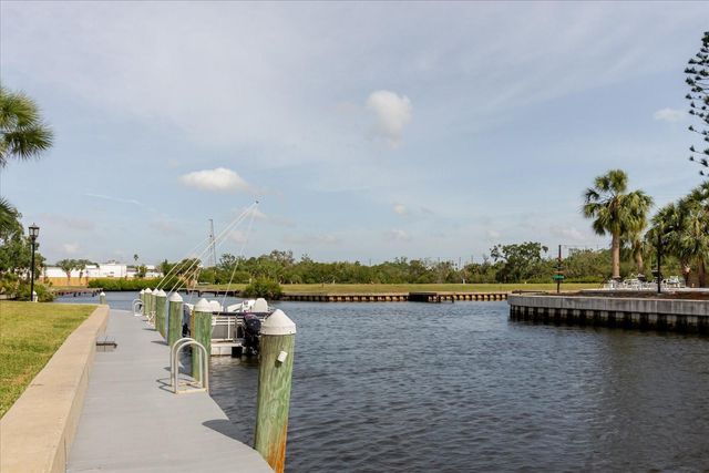 428 MOORINGS COVE DRIVE 7F, Tarpon Springs, FL 34689