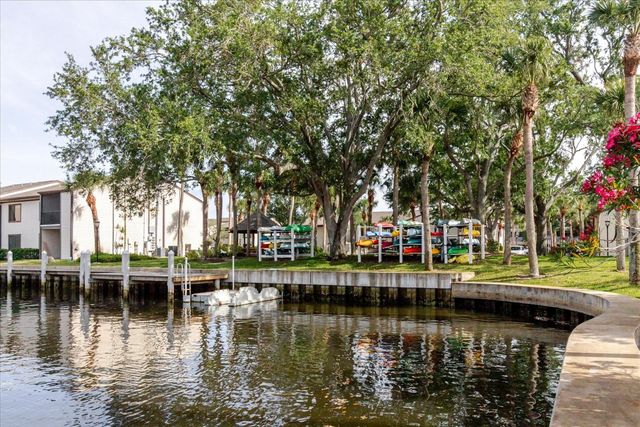 428 MOORINGS COVE DRIVE 7F, Tarpon Springs, FL 34689