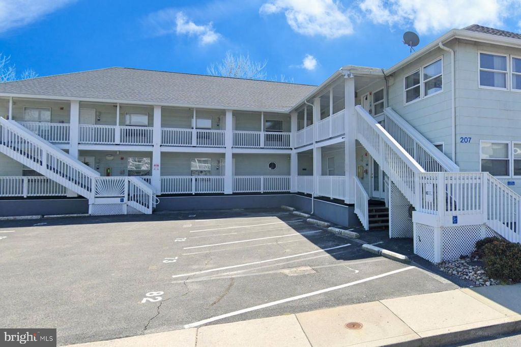 Image 1 of property listing at 207 8TH ST #103C, Ocean City, MD 21842