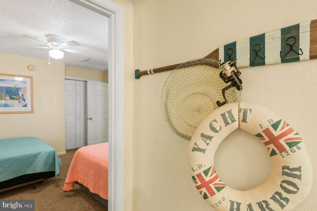 Image 18 of property listing at 207 8TH ST #103C, Ocean City, MD 21842