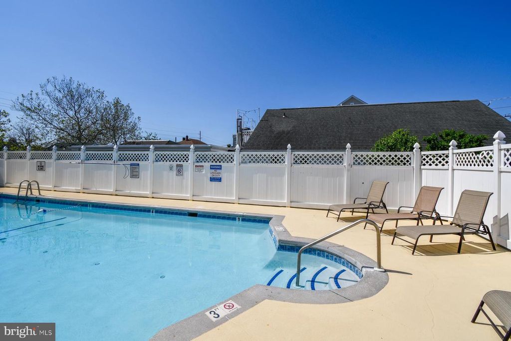 Image 27 of property listing at 207 8TH ST #103C, Ocean City, MD 21842