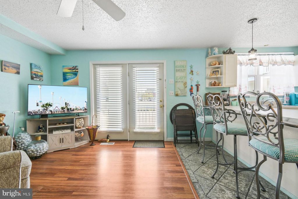 Image 3 of property listing at 207 8TH ST #103C, Ocean City, MD 21842