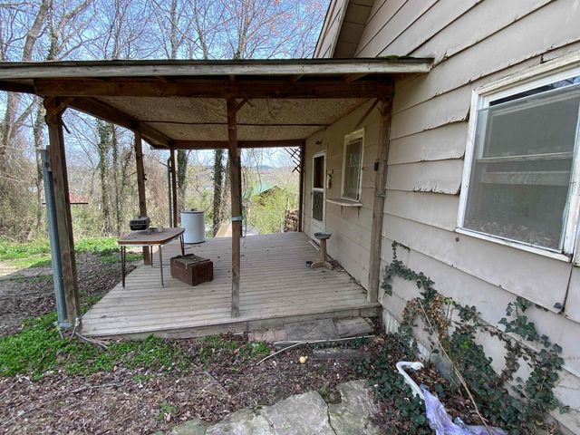 119 Chessmond Ferry Road, Calico Rock, AR 72519