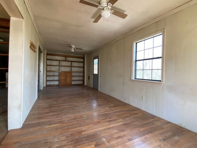 119 Chessmond Ferry Road, Calico Rock, AR 72519