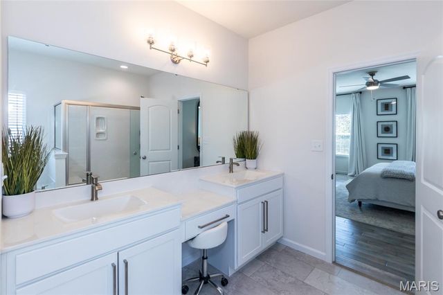 7474 Shadow Point Drive, St Louis, MO 63129