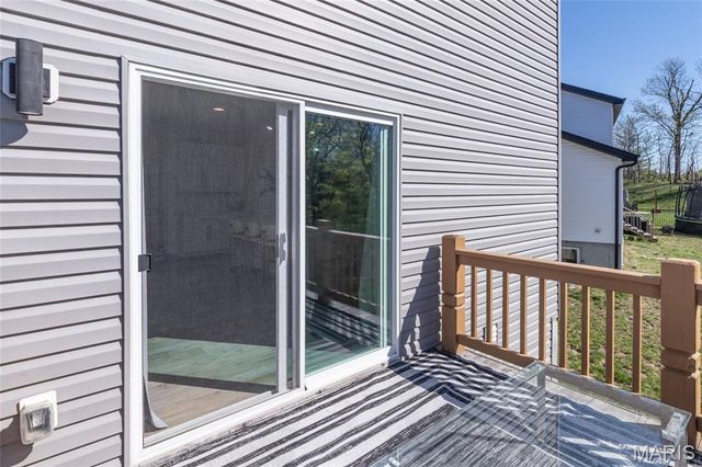 7474 Shadow Point Drive, St Louis, MO 63129