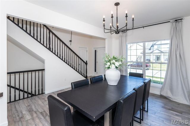 7474 Shadow Point Drive, St Louis, MO 63129