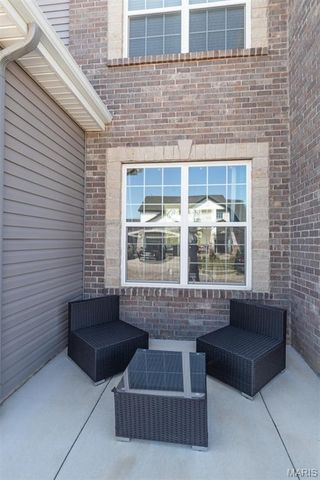 7474 Shadow Point Drive, St Louis, MO 63129