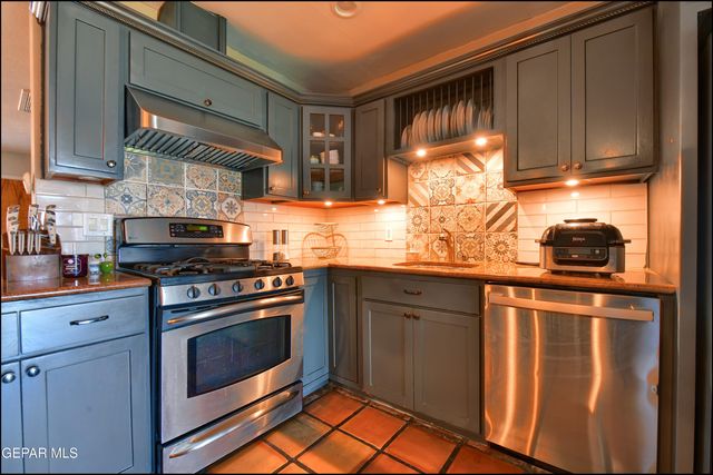 5316 Gary Owen Road, El Paso, TX 79903