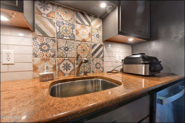 5316 Gary Owen Road, El Paso, TX 79903