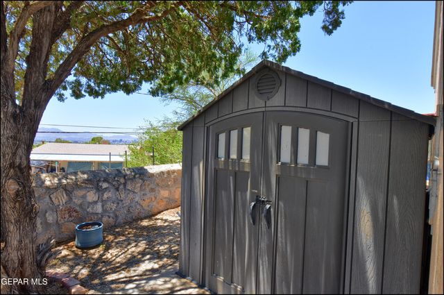5316 Gary Owen Road, El Paso, TX 79903