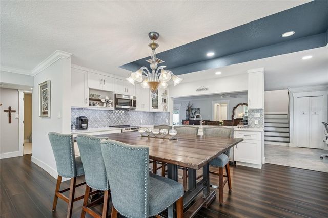 427 VILLAGRANDE AVENUE S, St Petersburg, FL 33707