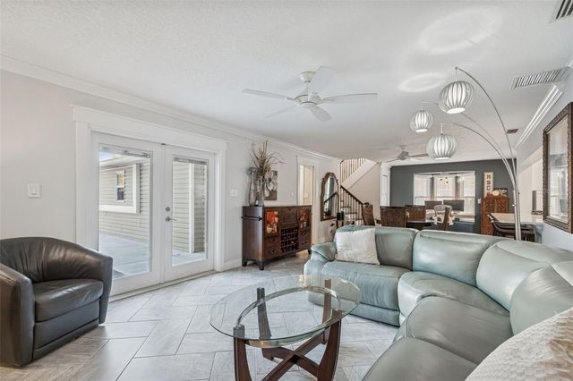 427 VILLAGRANDE AVENUE S, St Petersburg, FL 33707