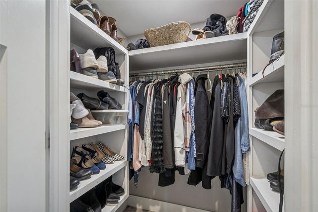 427 VILLAGRANDE AVENUE S, St Petersburg, FL 33707