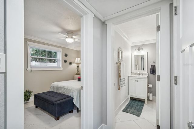 427 VILLAGRANDE AVENUE S, St Petersburg, FL 33707