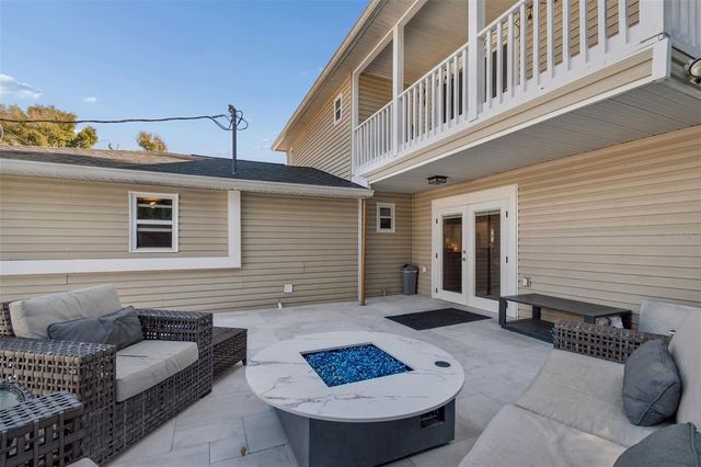 427 VILLAGRANDE AVENUE S, St Petersburg, FL 33707