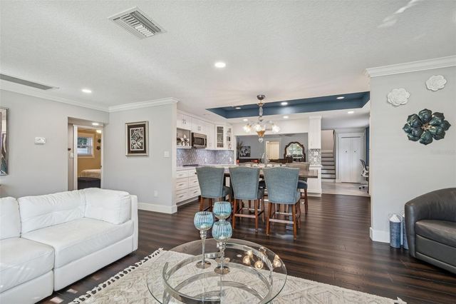 427 VILLAGRANDE AVENUE S, St Petersburg, FL 33707