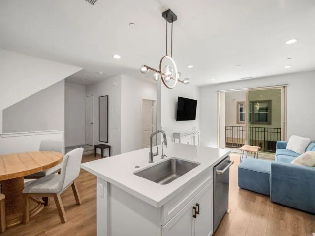 340 Millstream Court, Santee, CA 92071