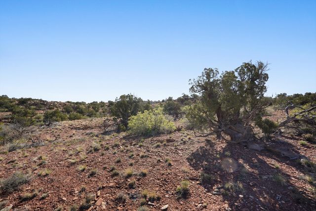 302 Moonlight Ridge Road, Placitas, NM 87043