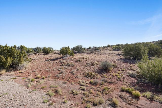 302 Moonlight Ridge Road, Placitas, NM 87043