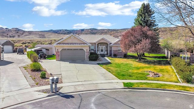 1100 W 600 S, Richfield, UT 84701