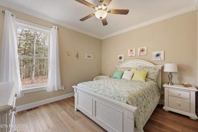 166 E Shore Drive, Rockwood, TN 37854