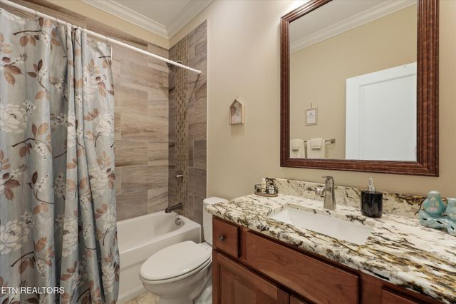 166 E Shore Drive, Rockwood, TN 37854