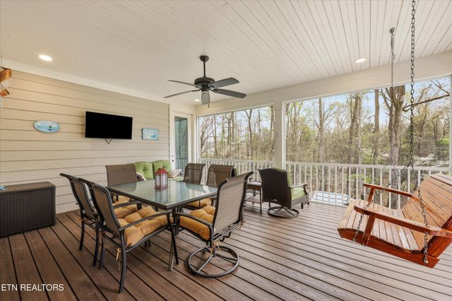 166 E Shore Drive, Rockwood, TN 37854