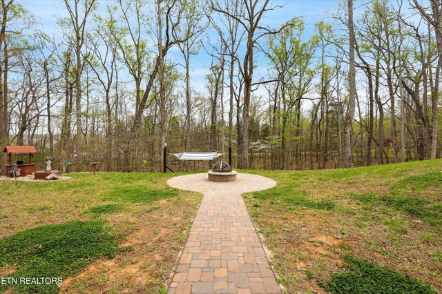 166 E Shore Drive, Rockwood, TN 37854