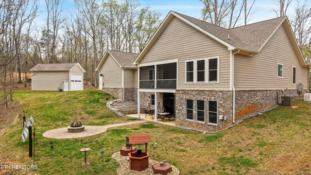166 E Shore Drive, Rockwood, TN 37854