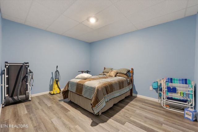 166 E Shore Drive, Rockwood, TN 37854