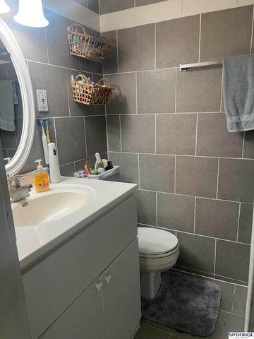 1001 Nelson Street, Lincoln, NE 68521
