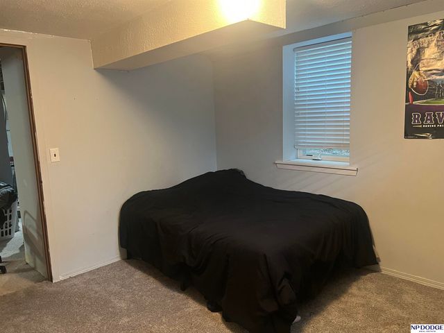 1001 Nelson Street, Lincoln, NE 68521