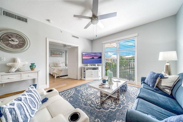 250 NE 3rd Avenue 1502, Delray Beach, FL 33444