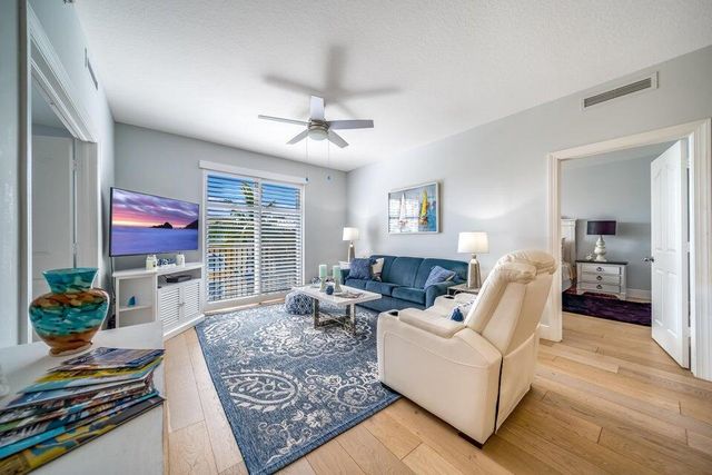 250 NE 3rd Avenue 1502, Delray Beach, FL 33444