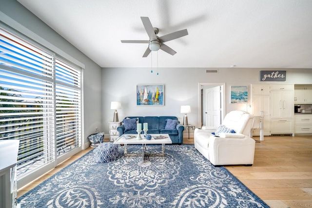 250 NE 3rd Avenue 1502, Delray Beach, FL 33444