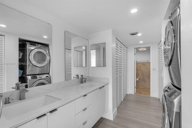 11755 SW 18th Street 409, Miami, FL 33175