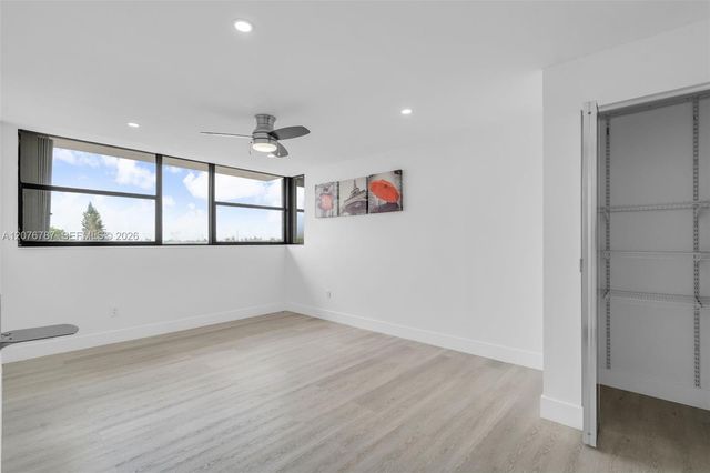 11755 SW 18th Street 409, Miami, FL 33175