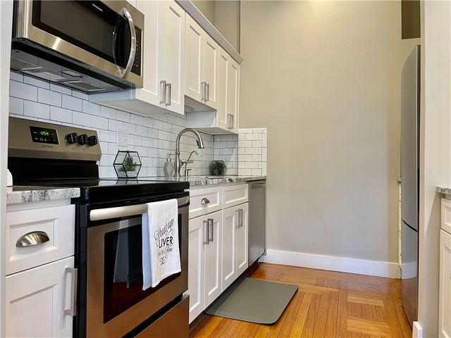 541 Bellevue Avenue 4, Newport, RI 02840