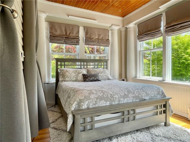541 Bellevue Avenue 4, Newport, RI 02840