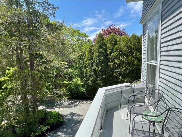 541 Bellevue Avenue 4, Newport, RI 02840