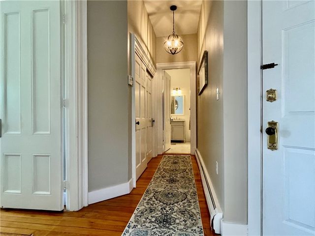 541 Bellevue Avenue 4, Newport, RI 02840