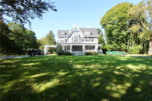 541 Bellevue Avenue 4, Newport, RI 02840