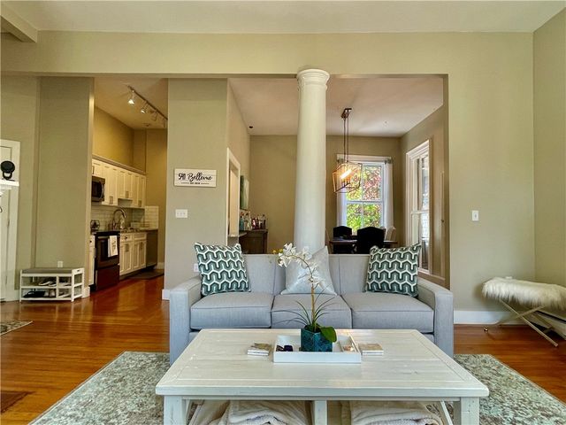 541 Bellevue Avenue 4, Newport, RI 02840